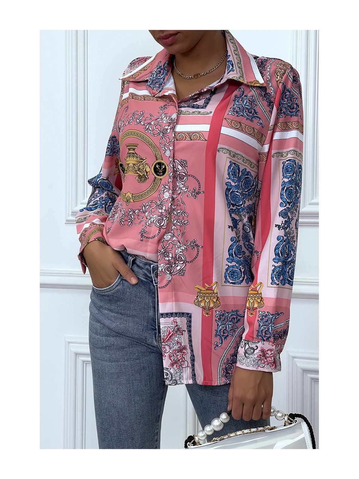 Chemise rose oversize à motif baroque