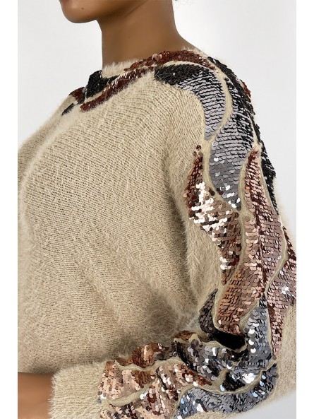 Robe pull taupe duveteux et doux avec motif strass