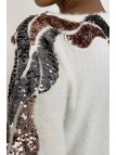 Robe pull blanche duveteux et doux avec motif strass