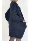 Long gilet duveteux noir avec poches et joli motif tressé