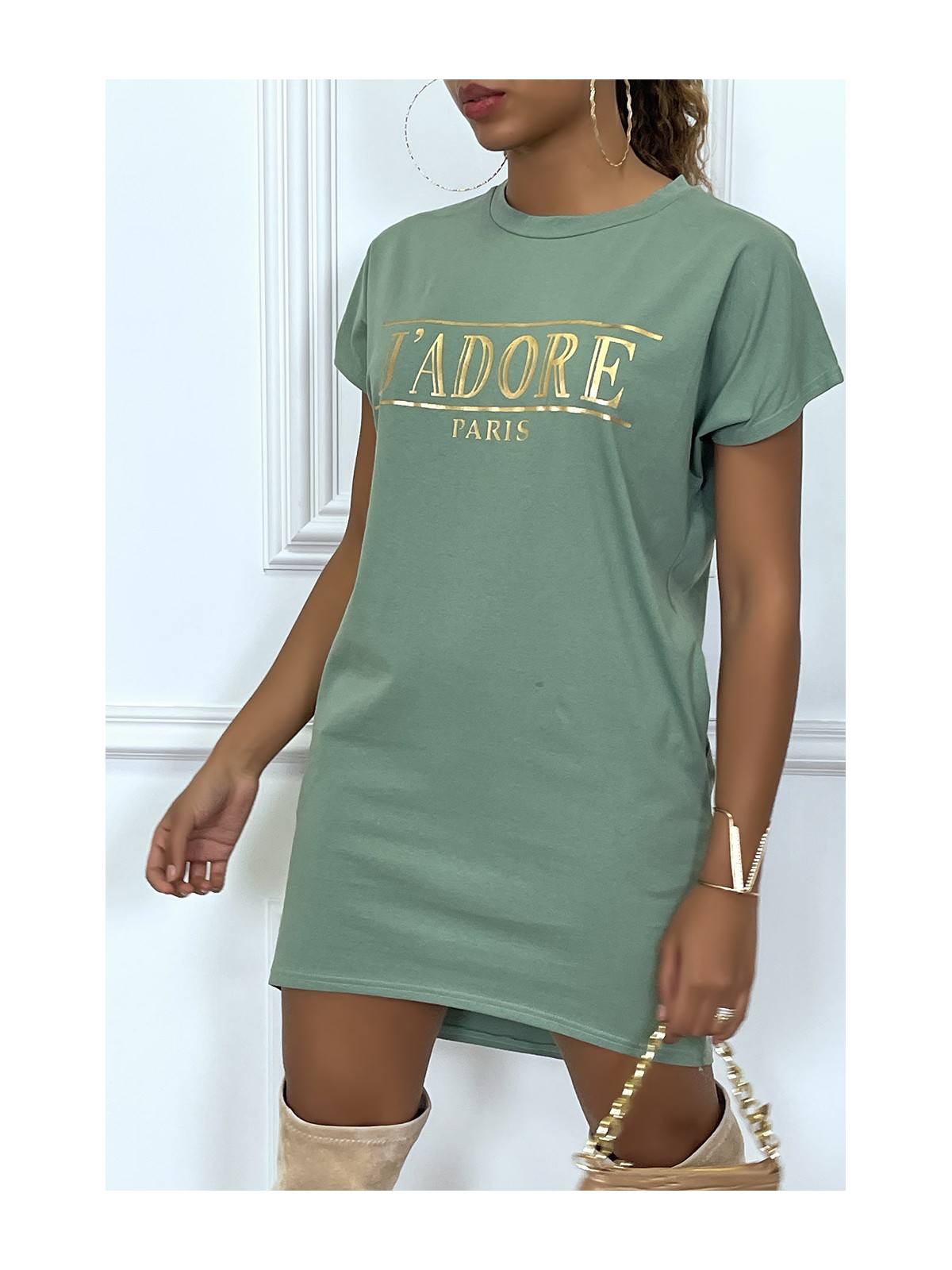 Robe T-shirt courte asymétrique vert d'eau avec écriture doré "J'adore" et poches