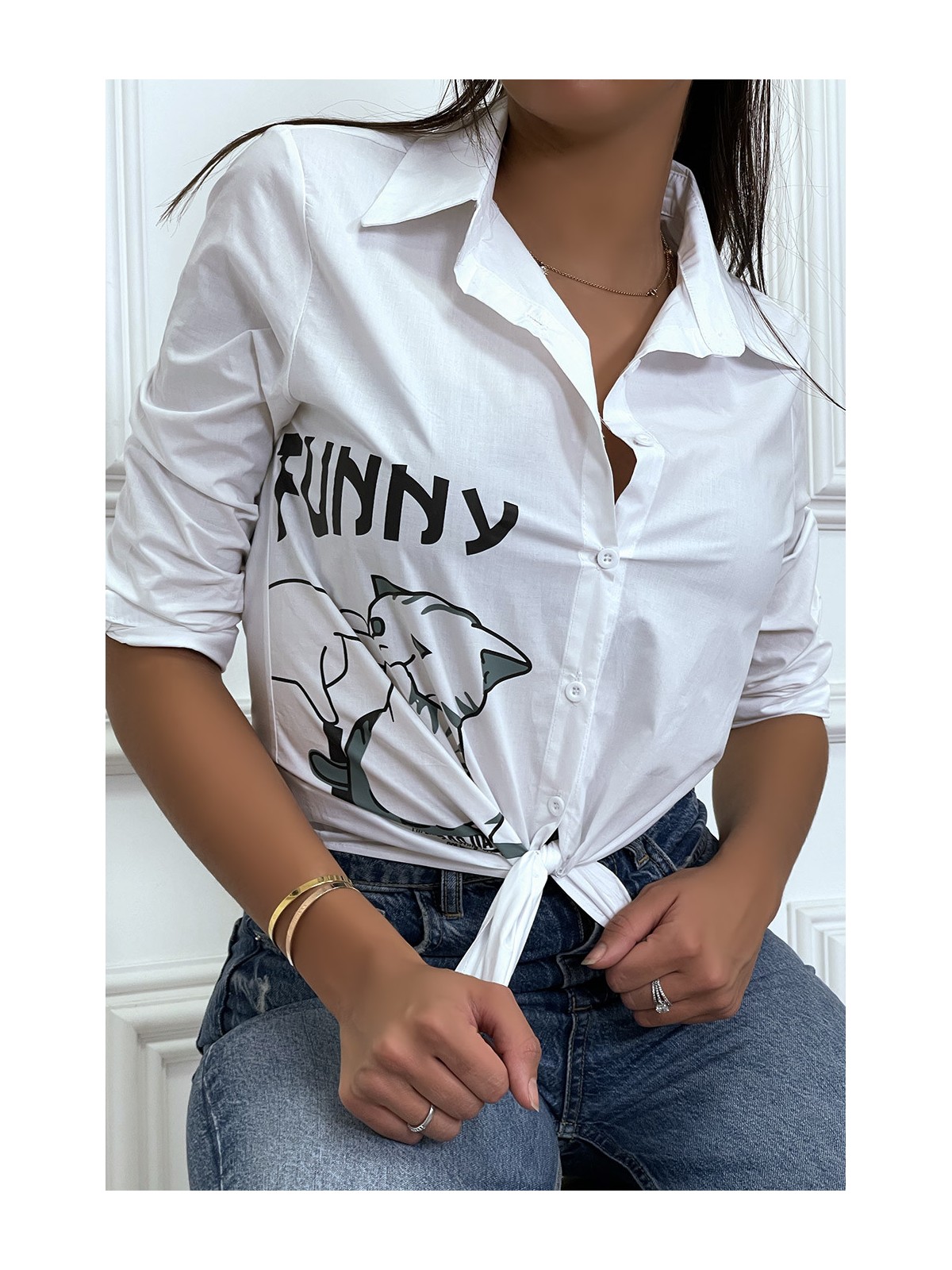 Chemise blanche manches longues avec dessin et inscripstion - 2