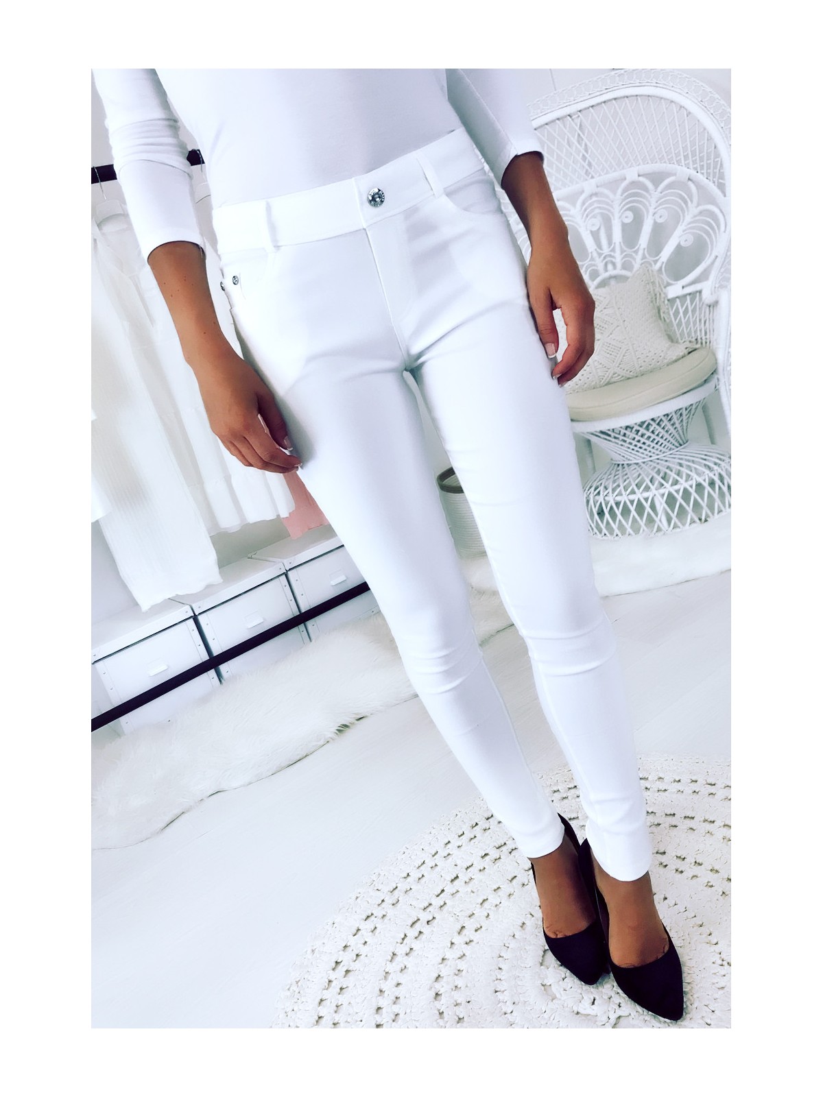 Pantalon slim Blanc, basic avec poche avant et arrière - 4