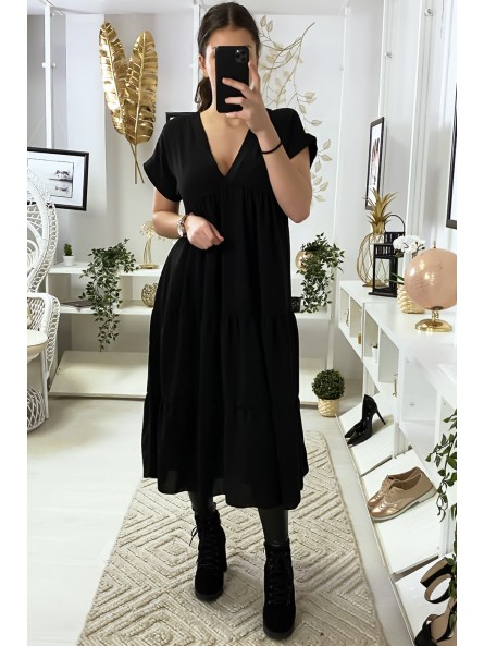 Longue robe tunique col V à volant en noir - 4