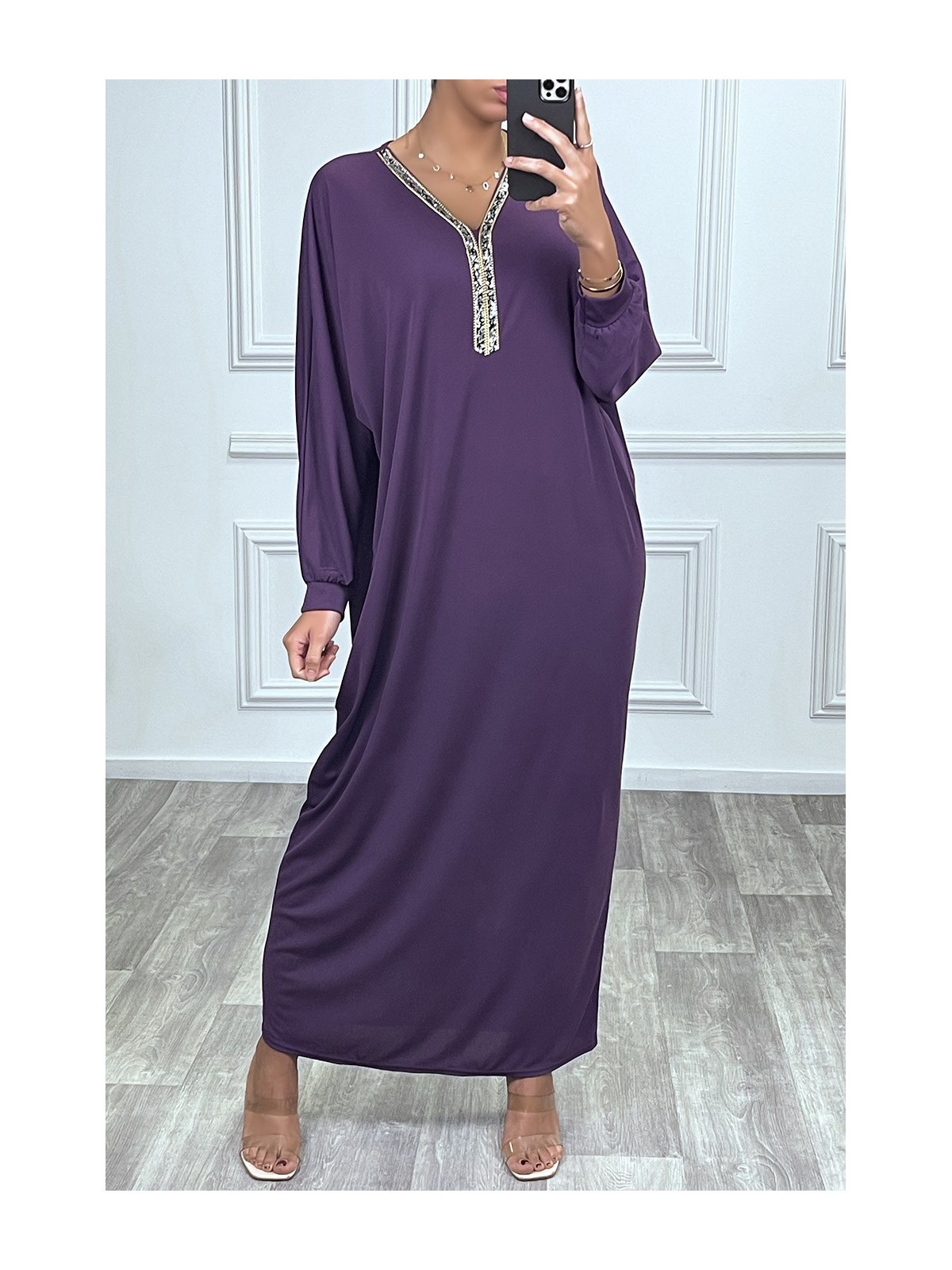 Abaya violet à encolure de strass et manches longues - 1