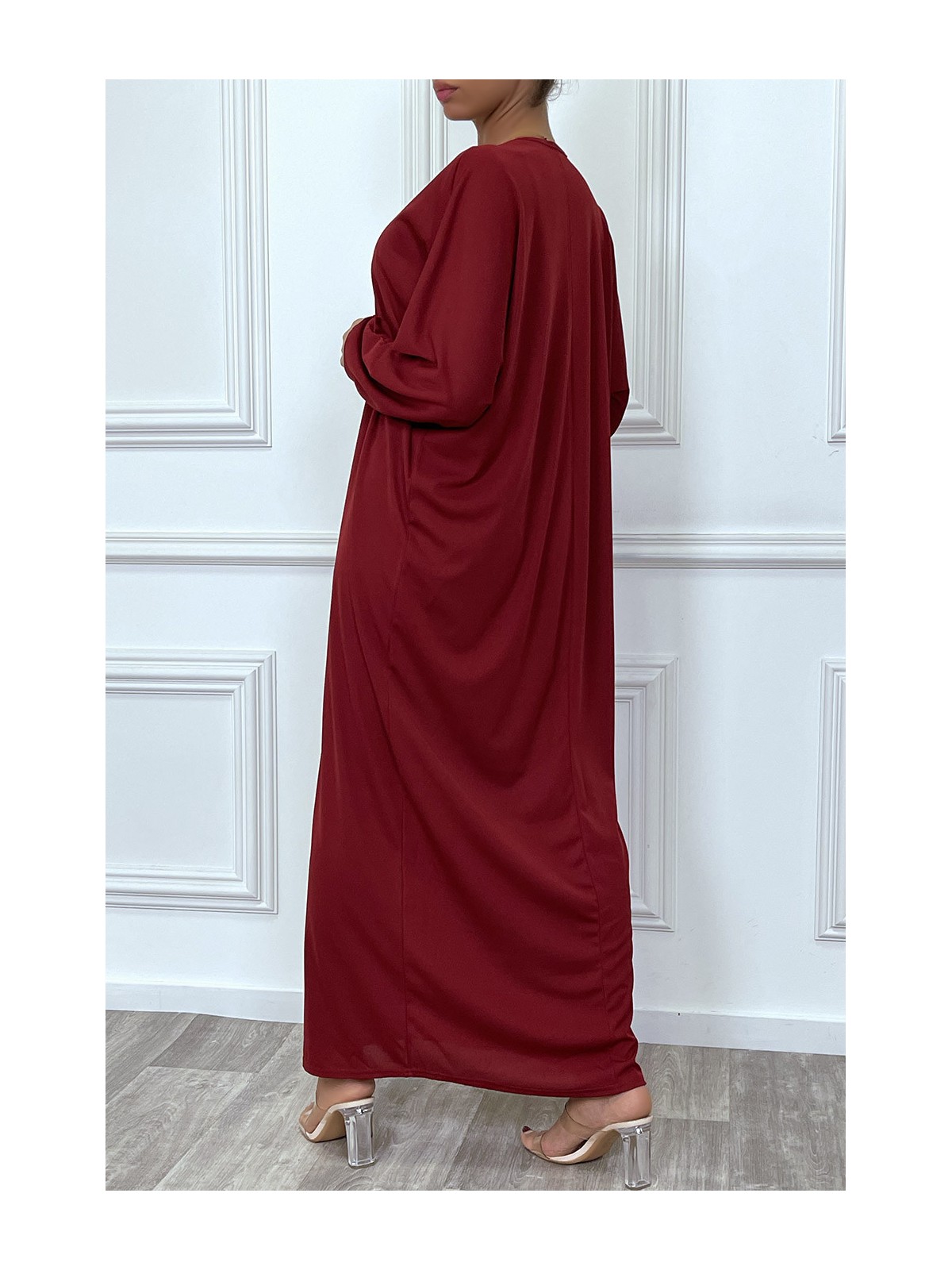Abaya bordeaux à encolure de strass et manches longues - 9