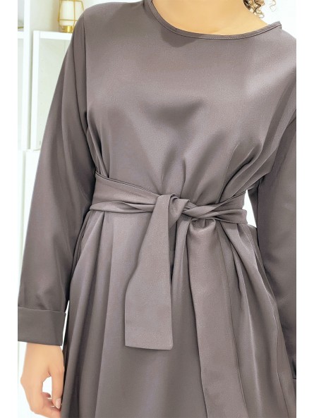 Longue abaya marron avec poches et ceinture - 5