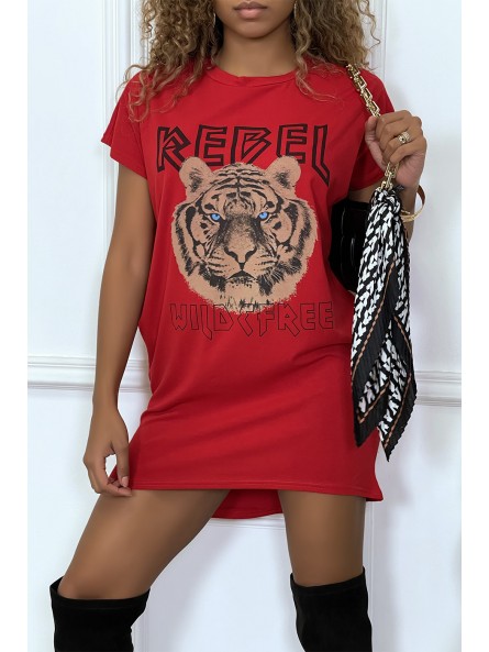 Robe t-shirt rouge avec poches et écriture REBEL avec dessin de lion - 4