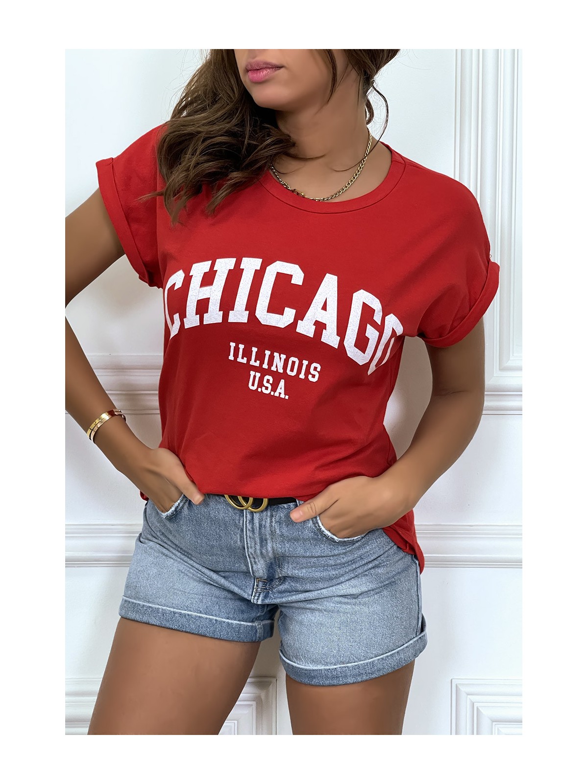 T-CCirt Chicago en rouge légèrement ample avec manches revers - 1