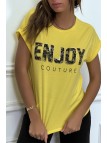 T-EEirt jaune ENJOY avec manches revers et coupe loose. T-shirt femme fashion - 1