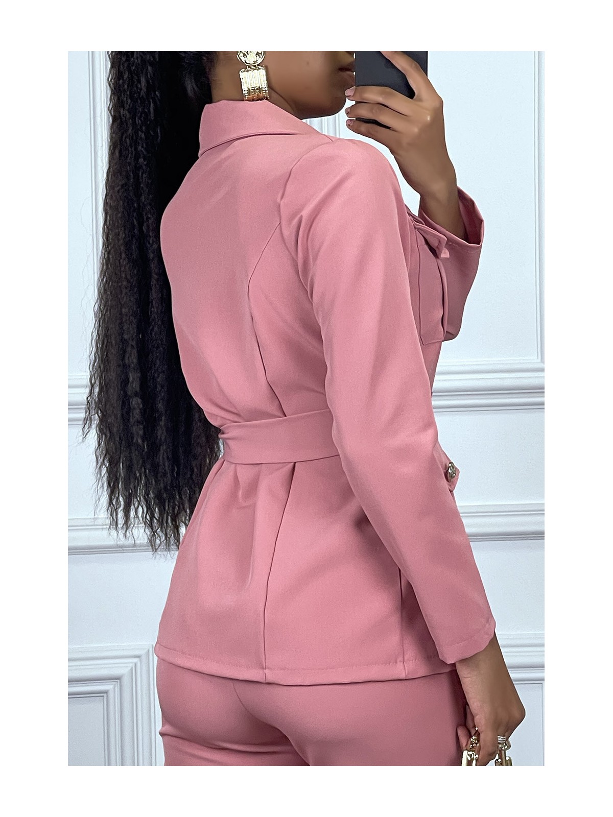 EnPEmble tailleur rose veste et pantalon avec ceinture réglable - 4