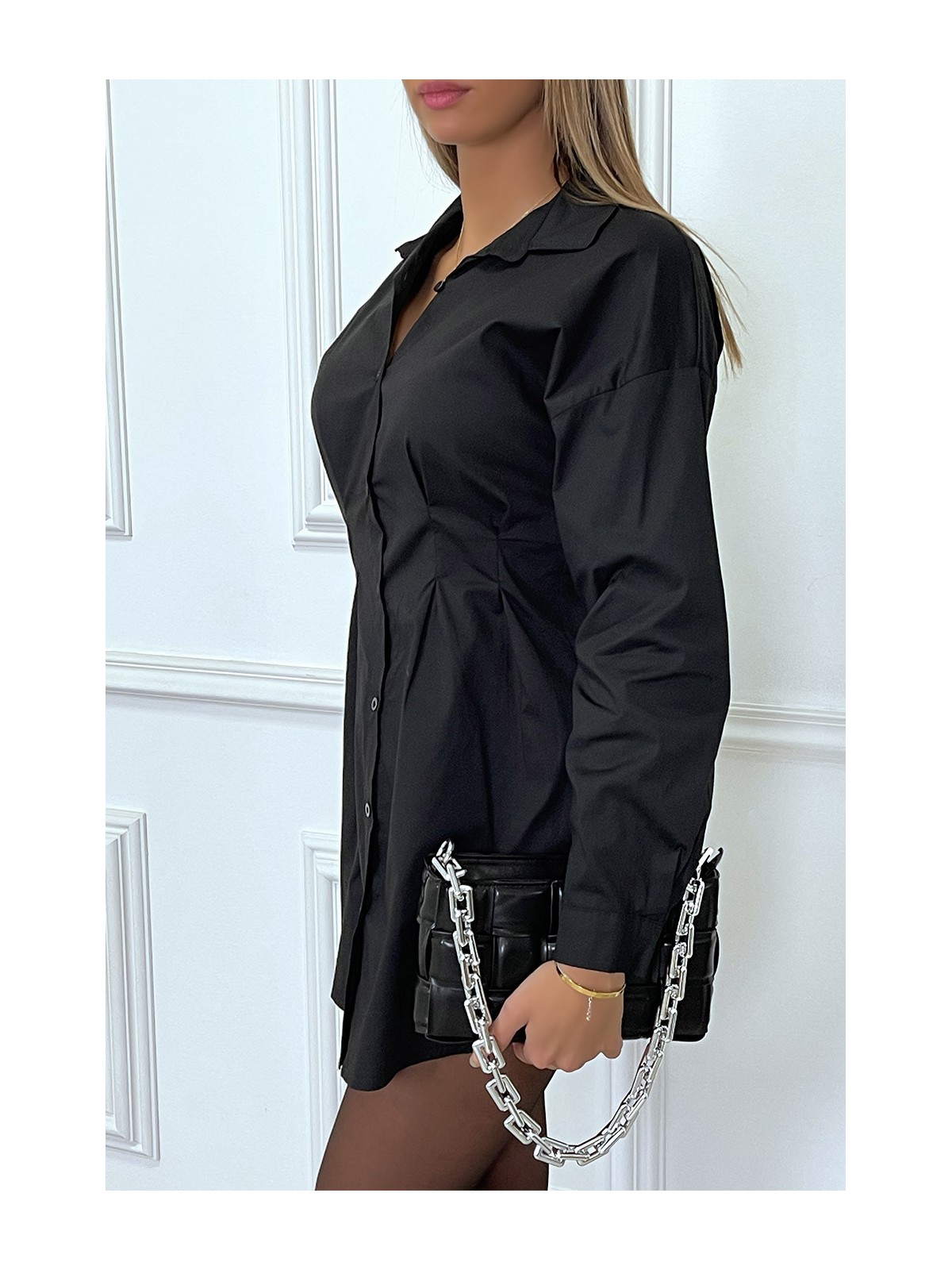 Robe chemise noire en coton cintré avec plis à la taille - 5