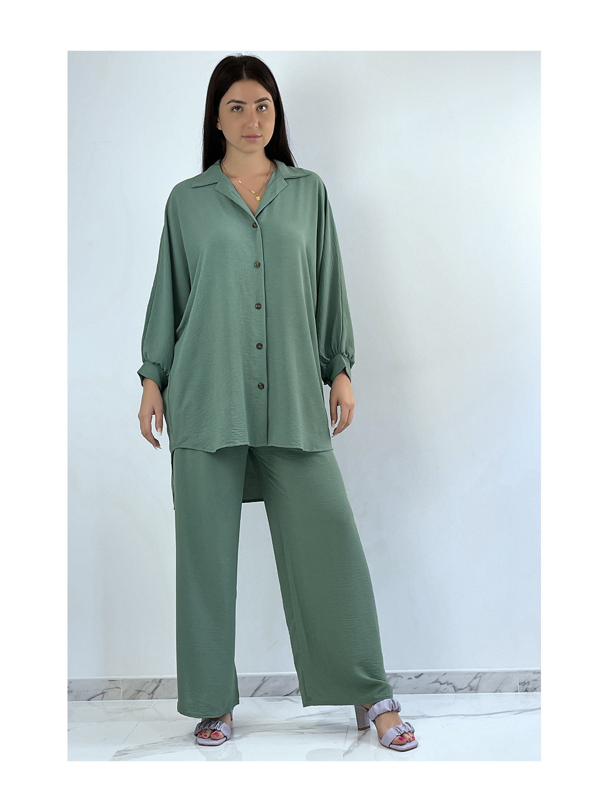 EnLEmble chemise ample et long en vert avec pantalon palazzo - 4