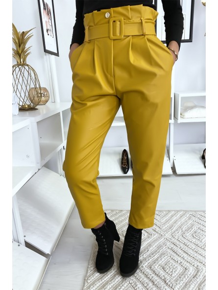 Pantalon moutarde simili cuir à ceinture - 2