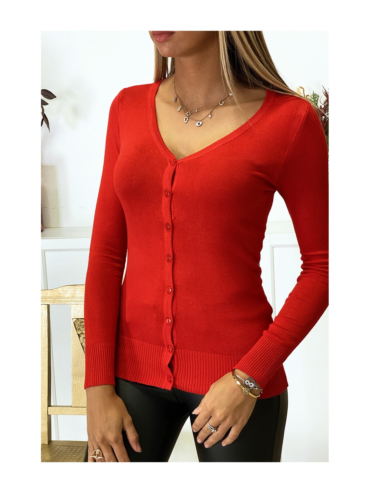 Gilet rouge en maille tricot très extensible et très doux - 2
