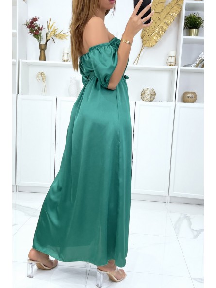 Longue robe bustier satiné en vert avec manches à part - 1