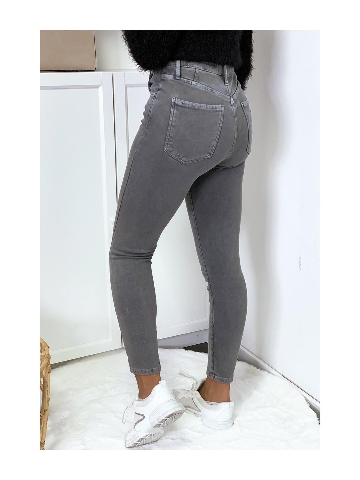 Jeans gris en taille haute très extensible avec poches - 6