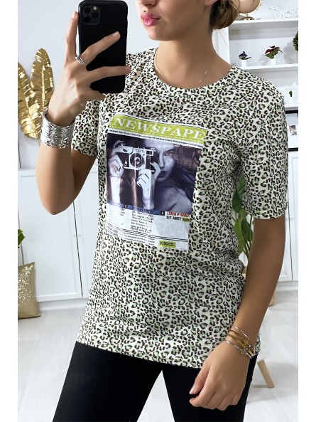 T-shirt motif léopard vert avec dessin à l'avant - 4