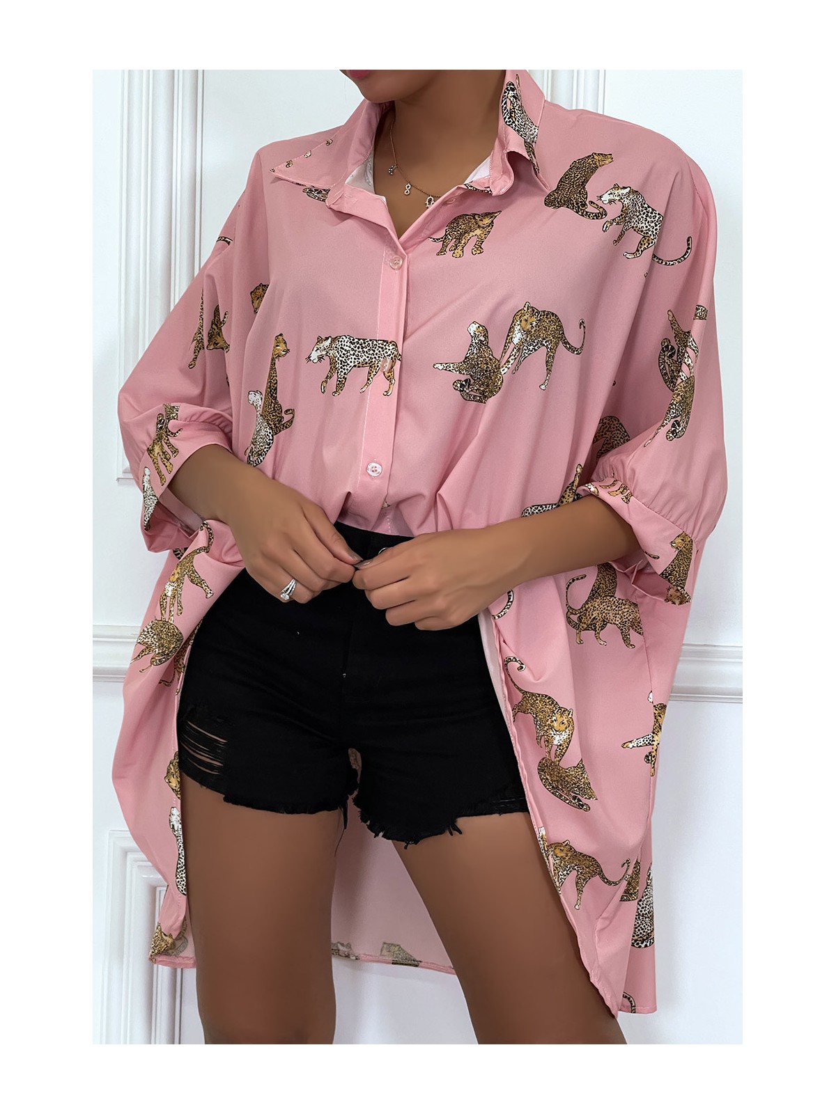 Chemise rose longue à l'arrière, imprimés léopard avec manches amples - 4