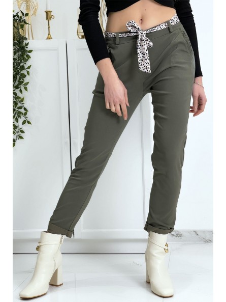 Pantalon strech kaki avec poches froufrou et ceinture - 3