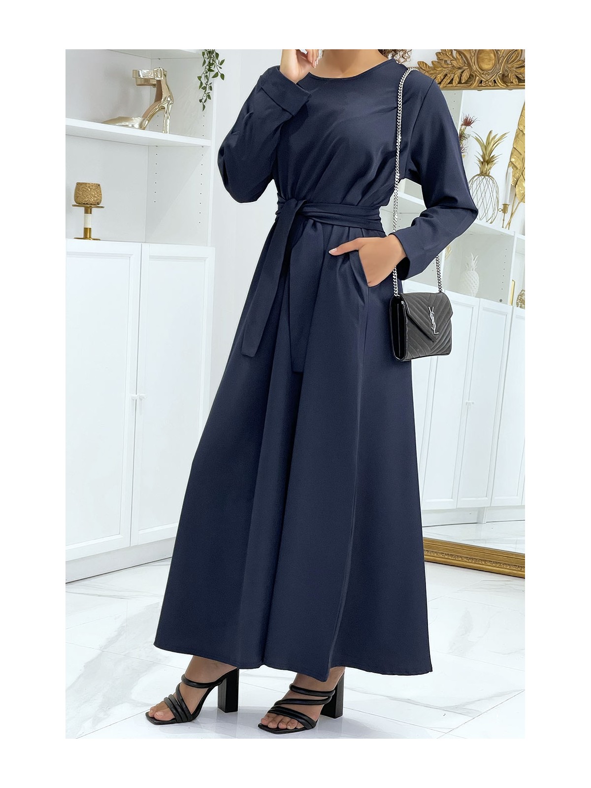 Longue abaya marine avec poches et ceinture - 5