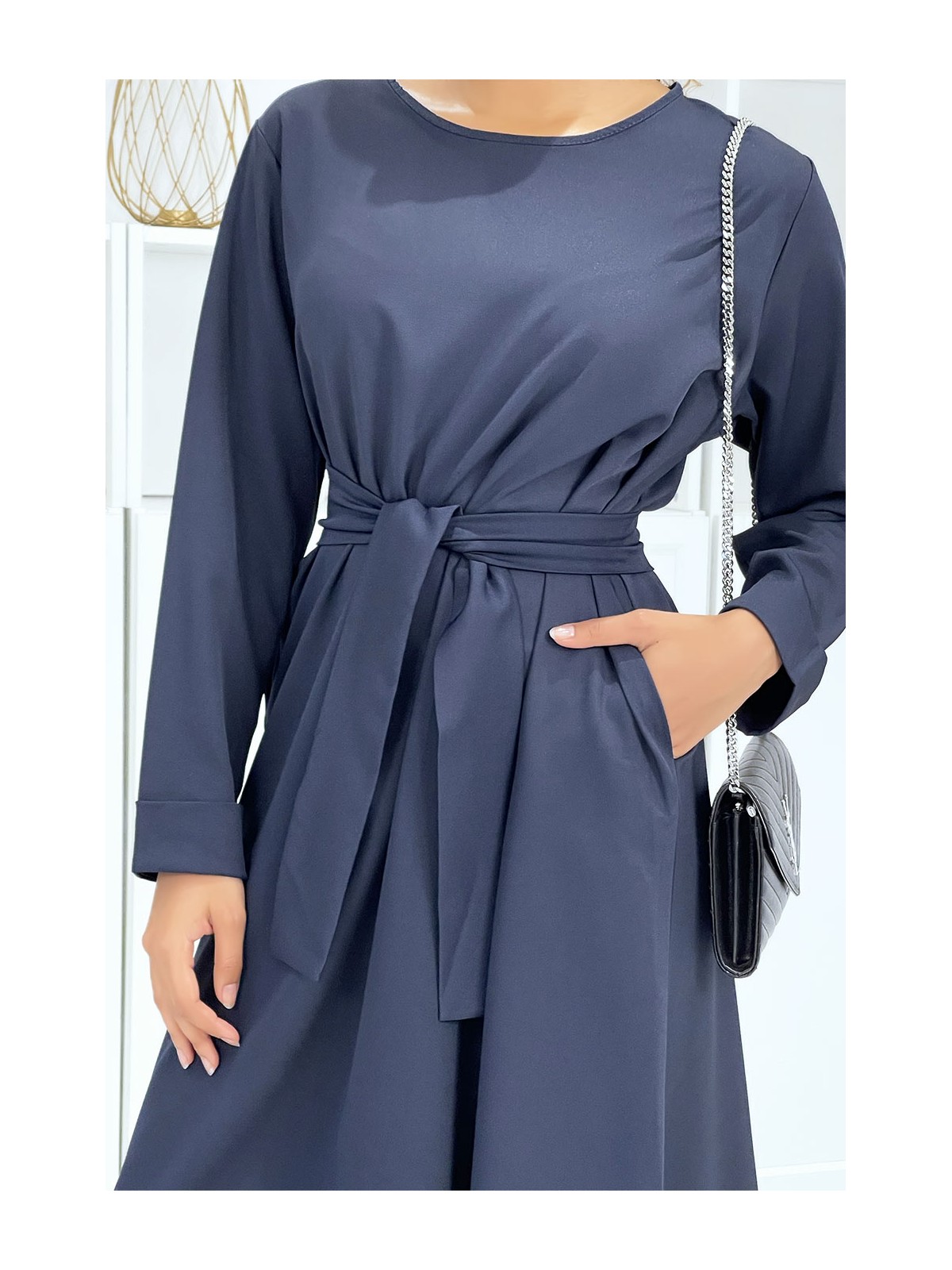 Longue abaya marine avec poches et ceinture - 6