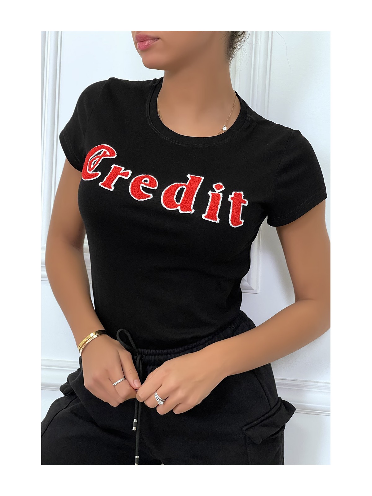 T-shirt noir avec écriture CREDIT en 3D - 5