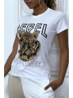 Tee-shirt blanc cintrée avec écriture REBEL et tête de lion - 4