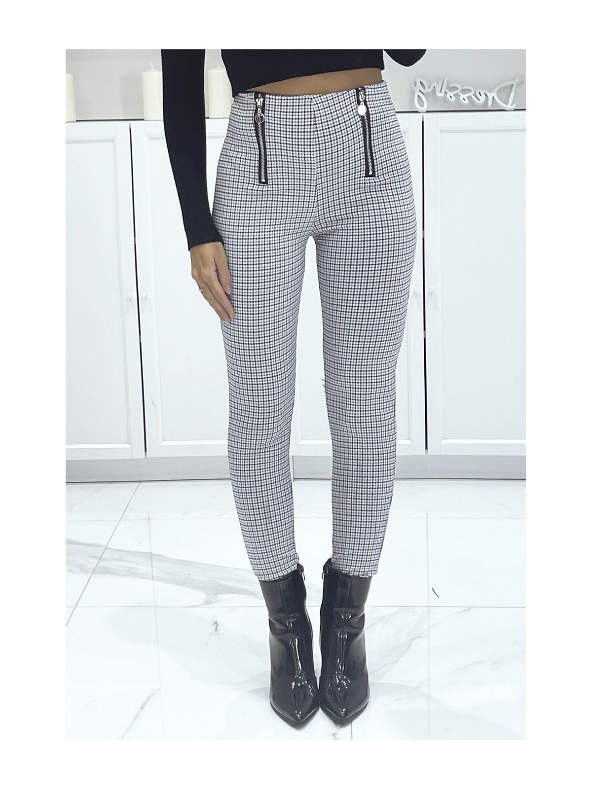 Pantalon slim extensible à motif à carreaux bordeaux et double zip - 1