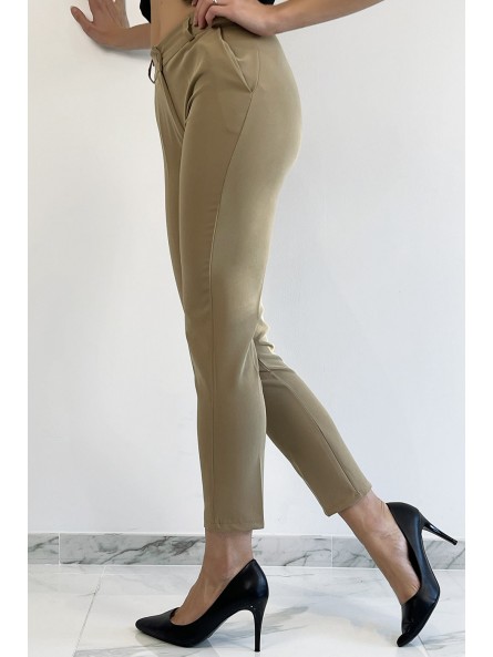 Pantalon slim camel avec poches style working girl - 1