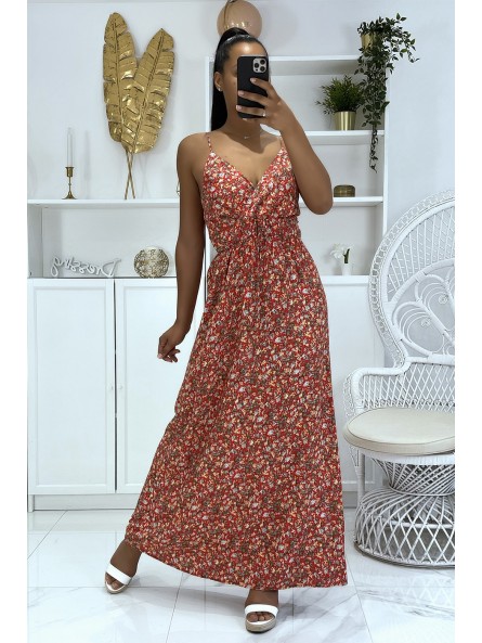 Longue robe à bretelle motif floral à dominance rouge - 2