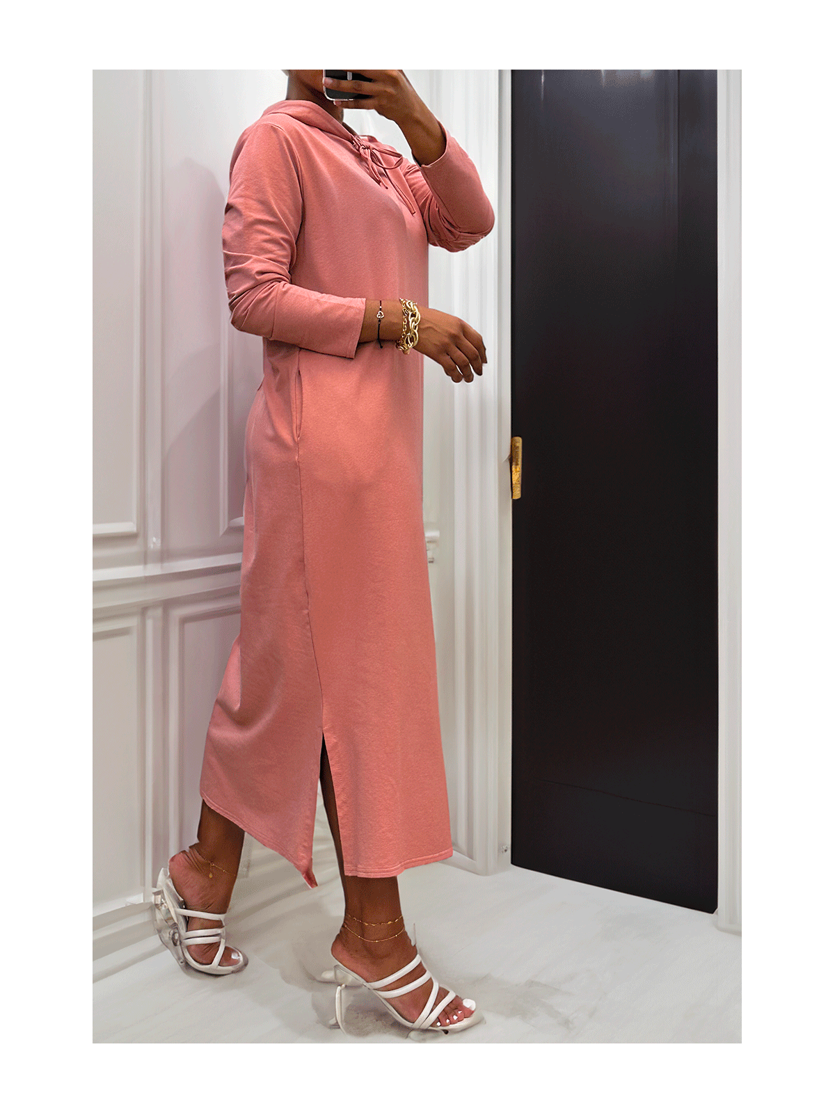 Longue robe sweat abaya rose à capuche - 2