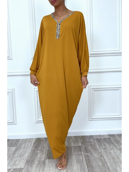 Abaya moutarde à encolure de strass et manches longues - 6