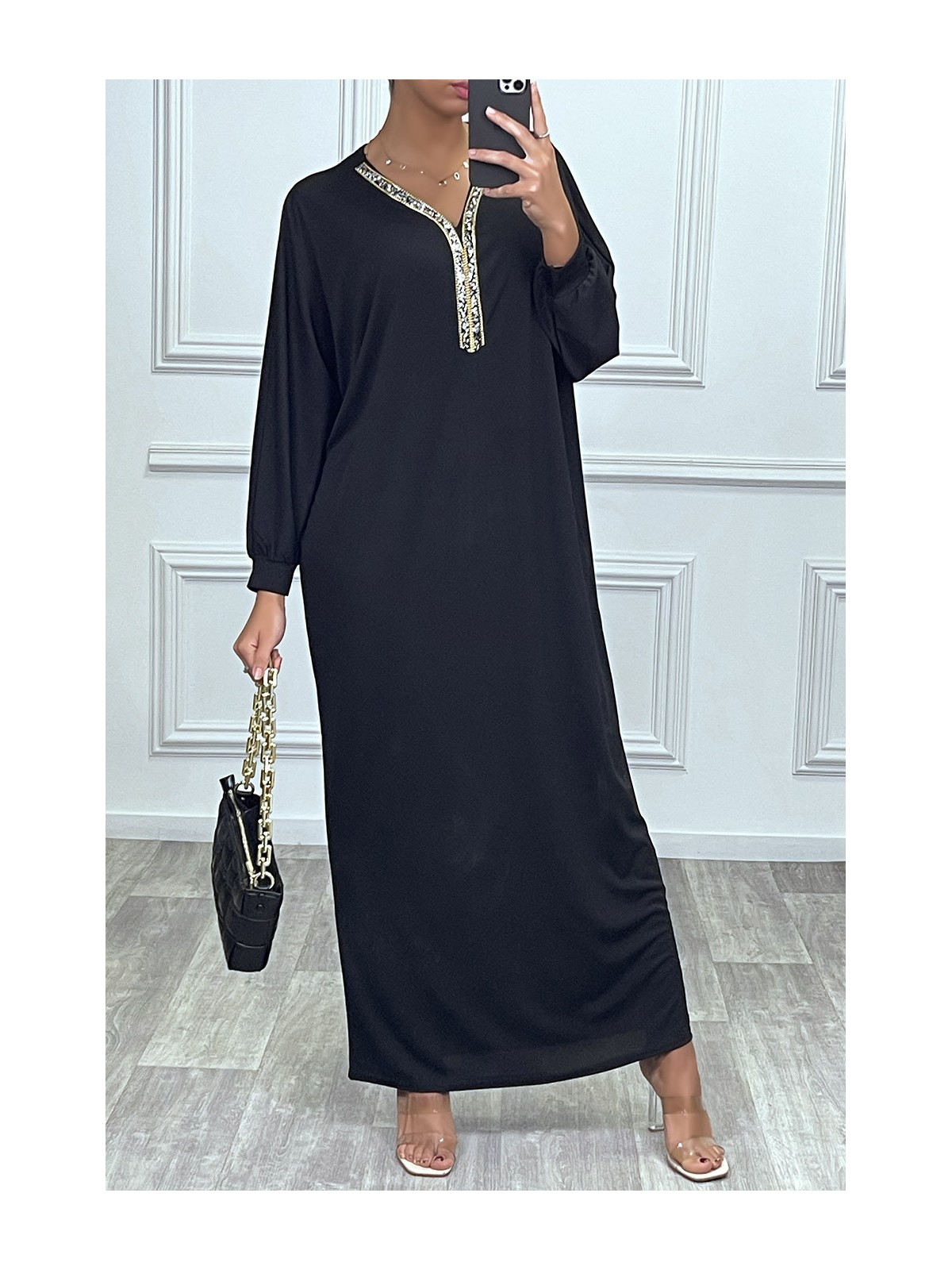 Abaya noire à encolure de strass et manches longues - 1