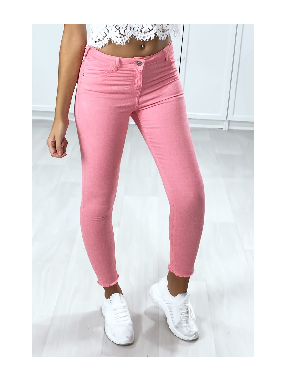 Jeans slim rose avec poches - 2