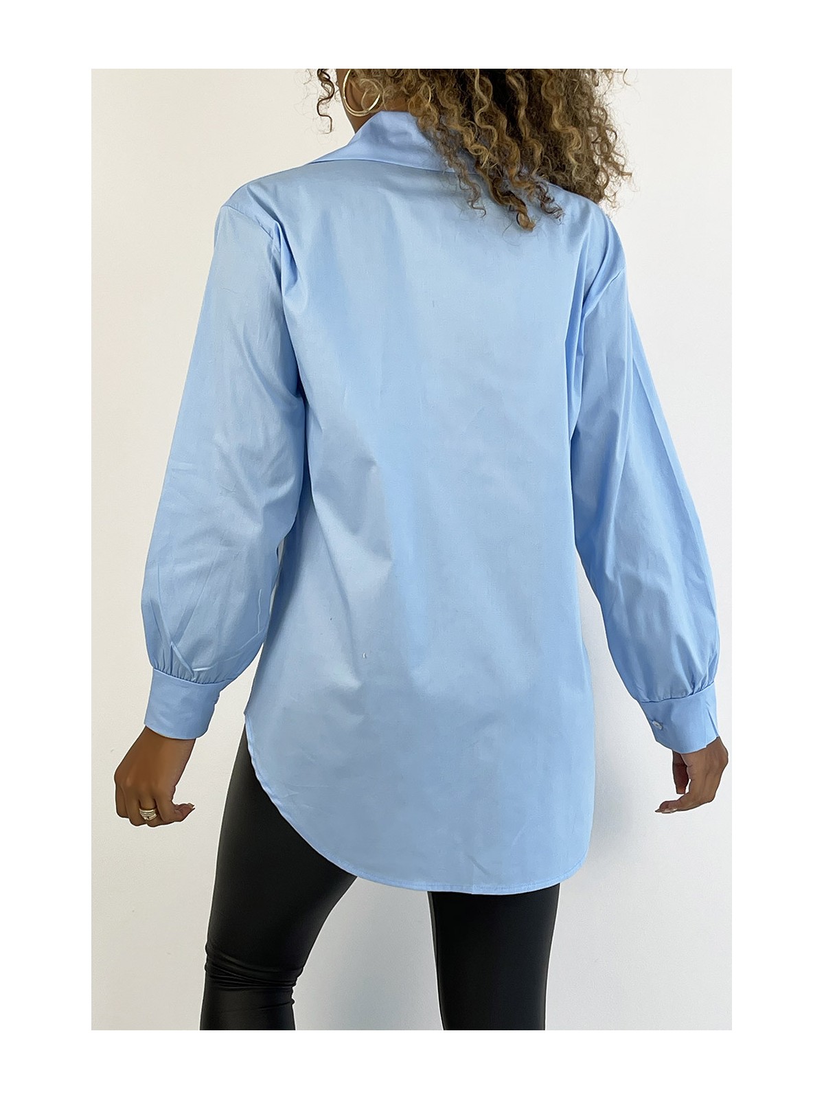 Chemise turquoise en coton très tendance et agréable à porter - 4