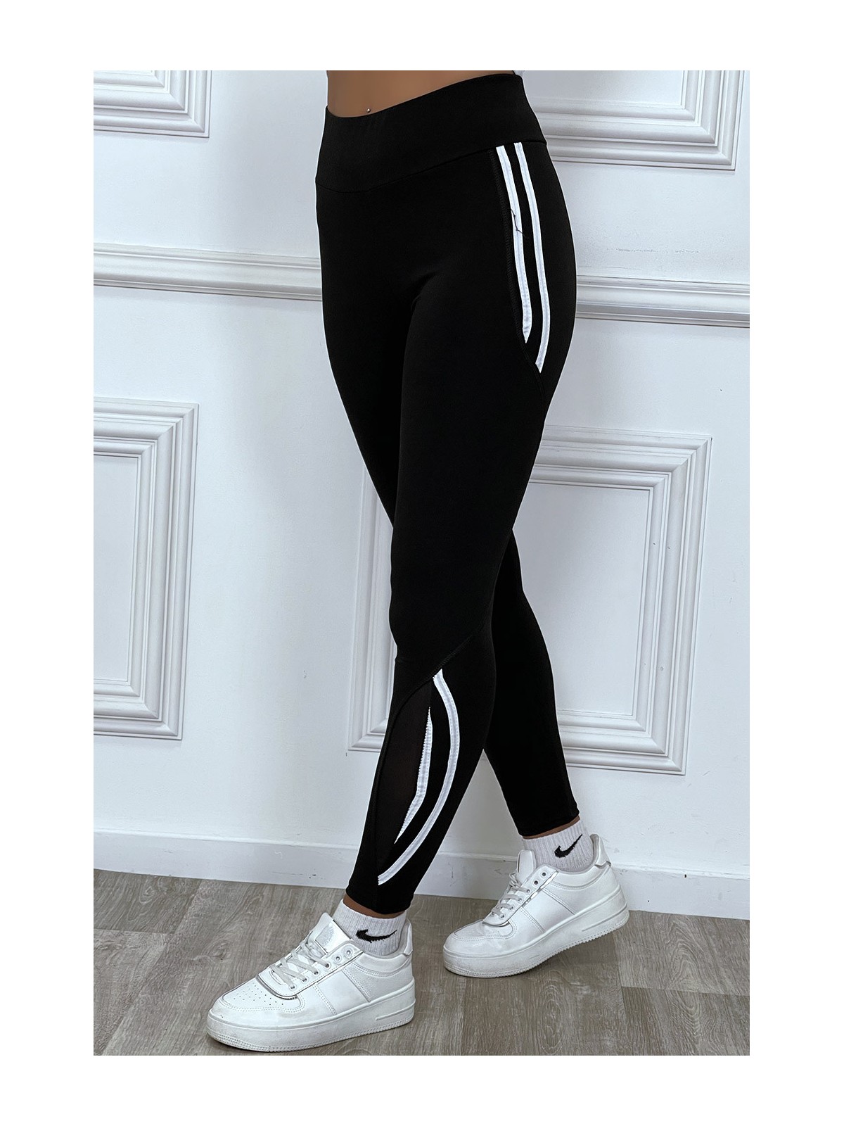 Legging fitness noir avec bandes blanches - 8