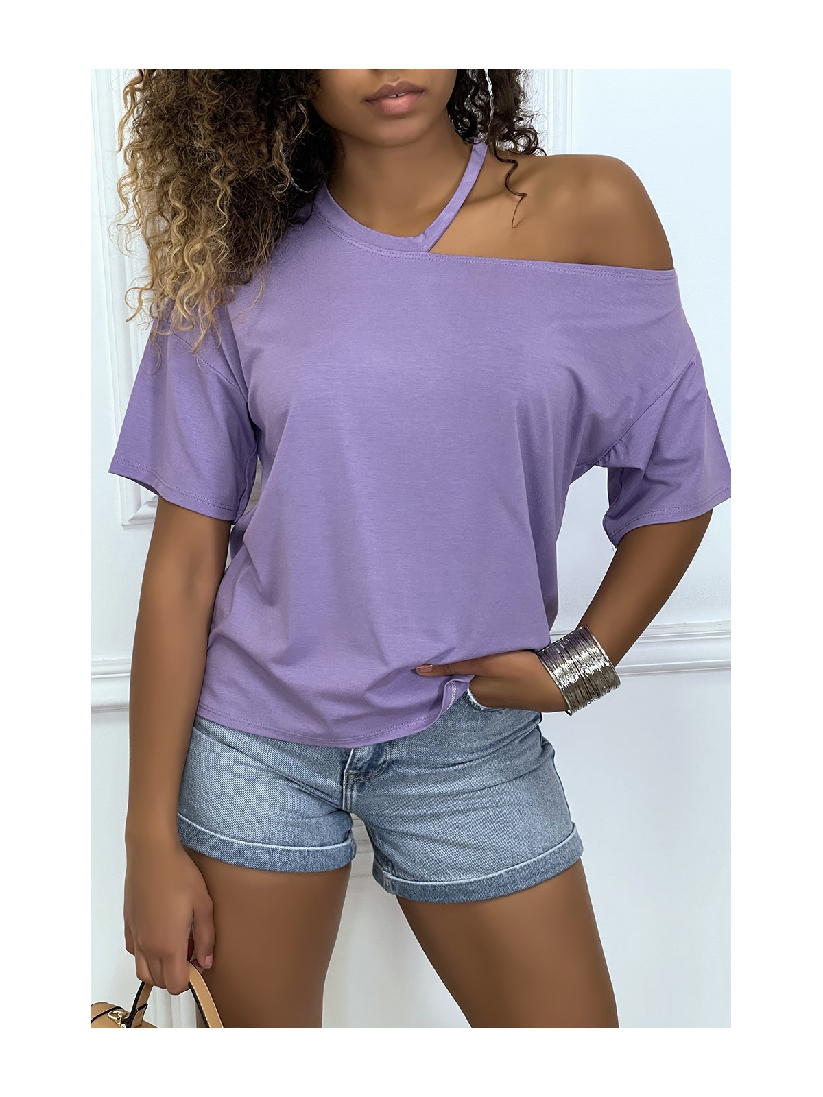 Tee-shirt lila avec epaule denudé - 5