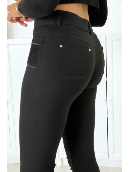 Pantalon slim noir en strech avec zip et suédine à l'avant - 8