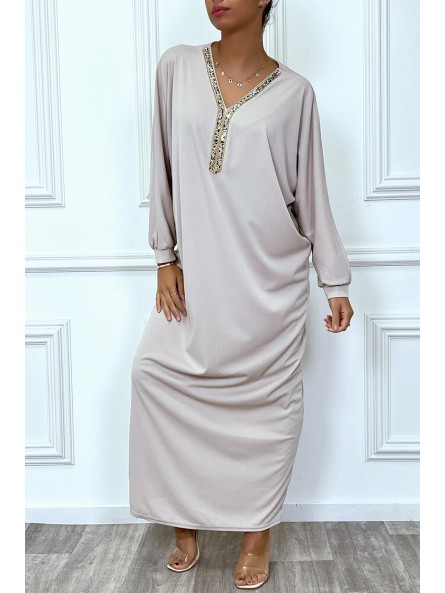 Abaya beige à encolure de strass et manches longues - 4