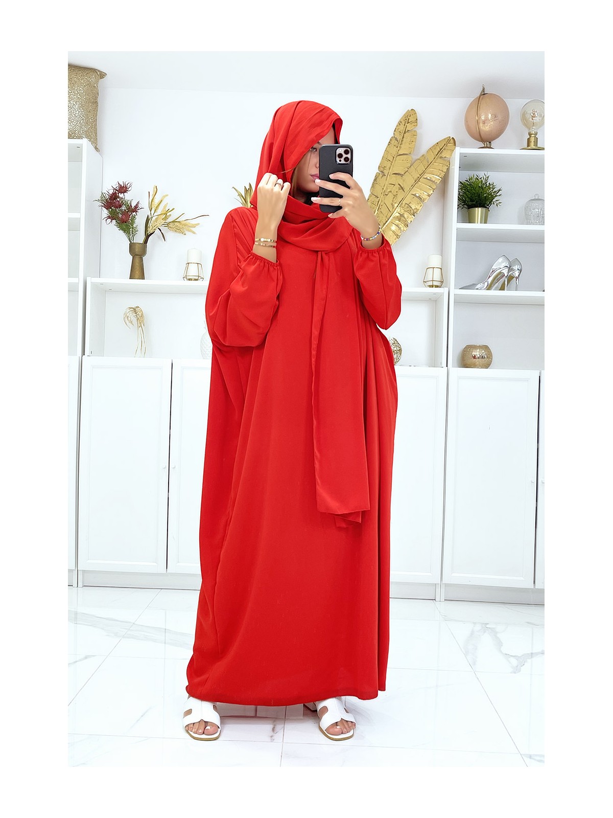 Abaya rouge avec voile intégré pas chère couleur vitaminée - 1
