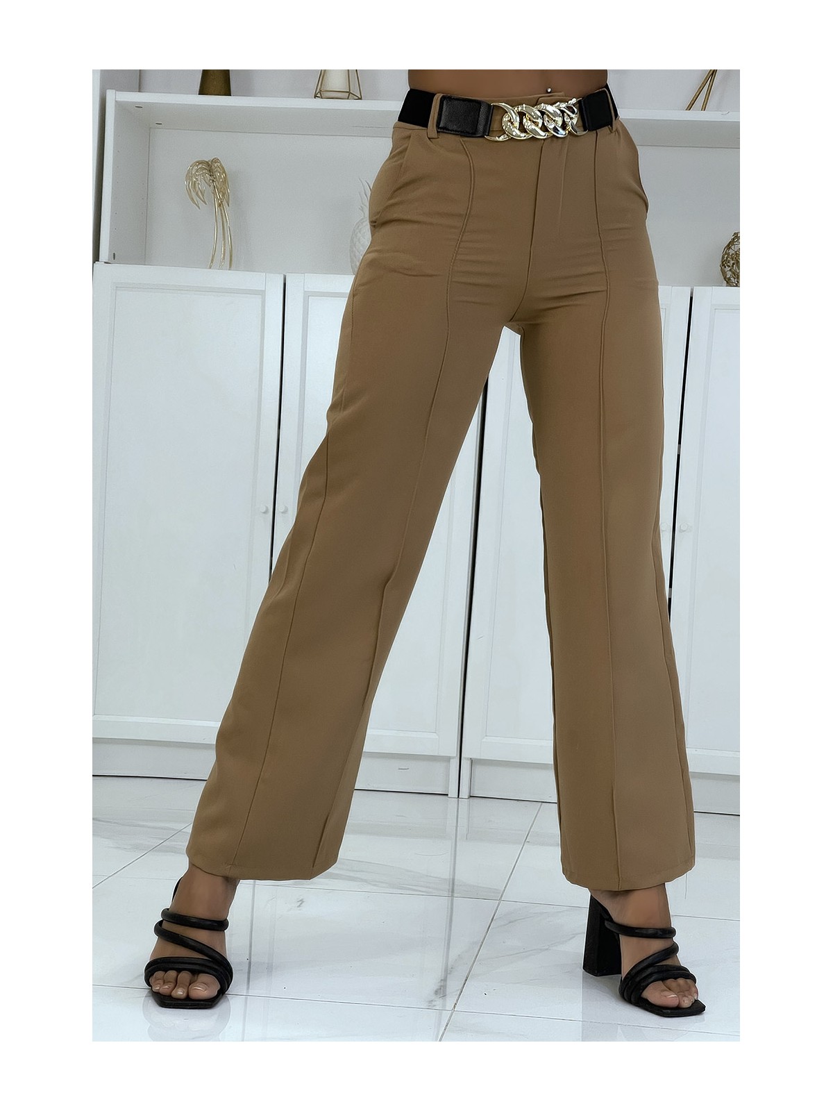 Pantalon palazzo camel avec poches ceinture et plis - 3