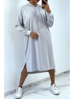Longue robe sweat over size en gris avec capuche - 2