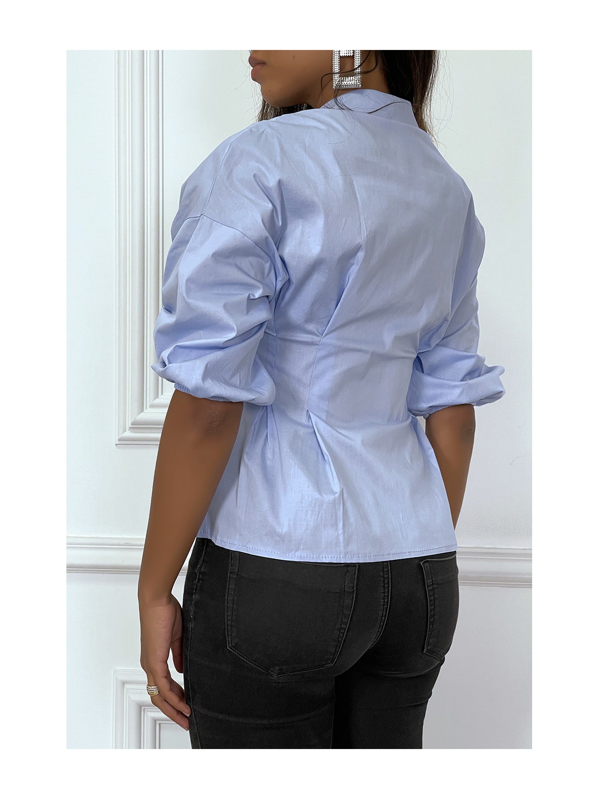 Chemise bleue froncée à la taille et plissée - 1