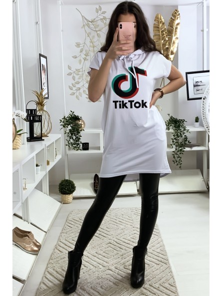 Tunique à capuche blanche avec écriture tik tok et capuche - 1