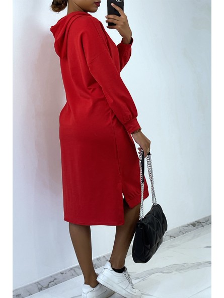 Longue robe sweat over size en rouge avec capuche - 3