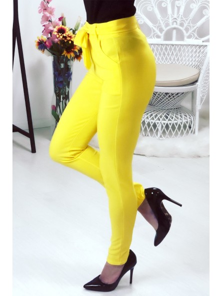 Pantalon  jaune avec ceinture et poches - 5