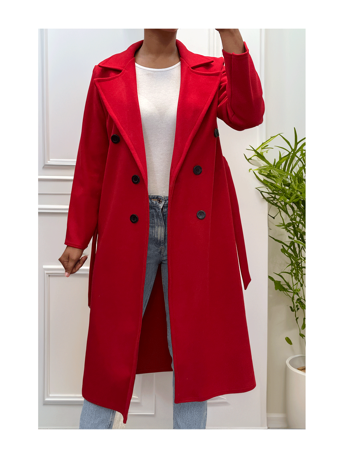 Long manteau croisé en rouge avec poches boutons et ceinture - 1