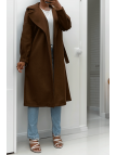 Long manteau marron avec ceinture et poches - 1