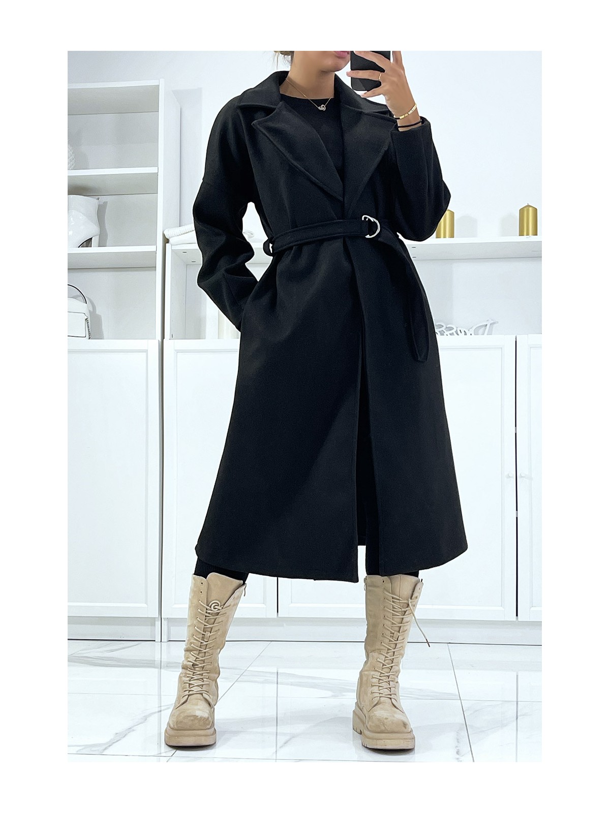 Long manteau noir avec ceinture et poches - 2